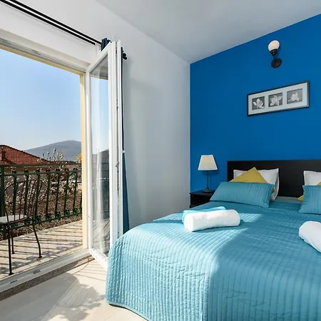 Studio Apartment Gina Trogir Exterior photo