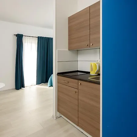 Studio Apartment Gina Trogir Exterior photo